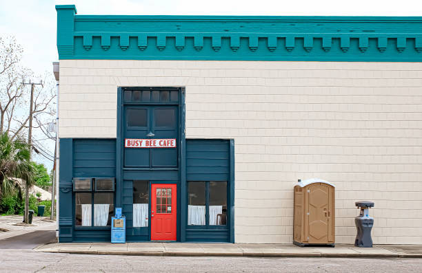 Porta potty delivery and setup in Eastmont, WA