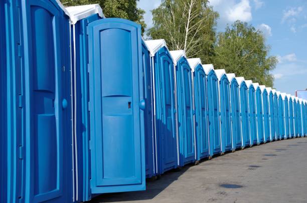 Best Temporary restroom rental  in Eastmont, WA